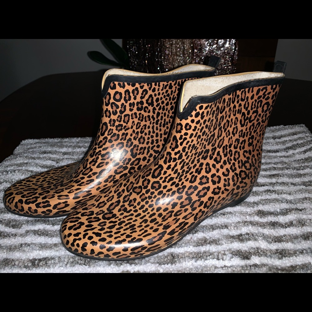 Rain boots